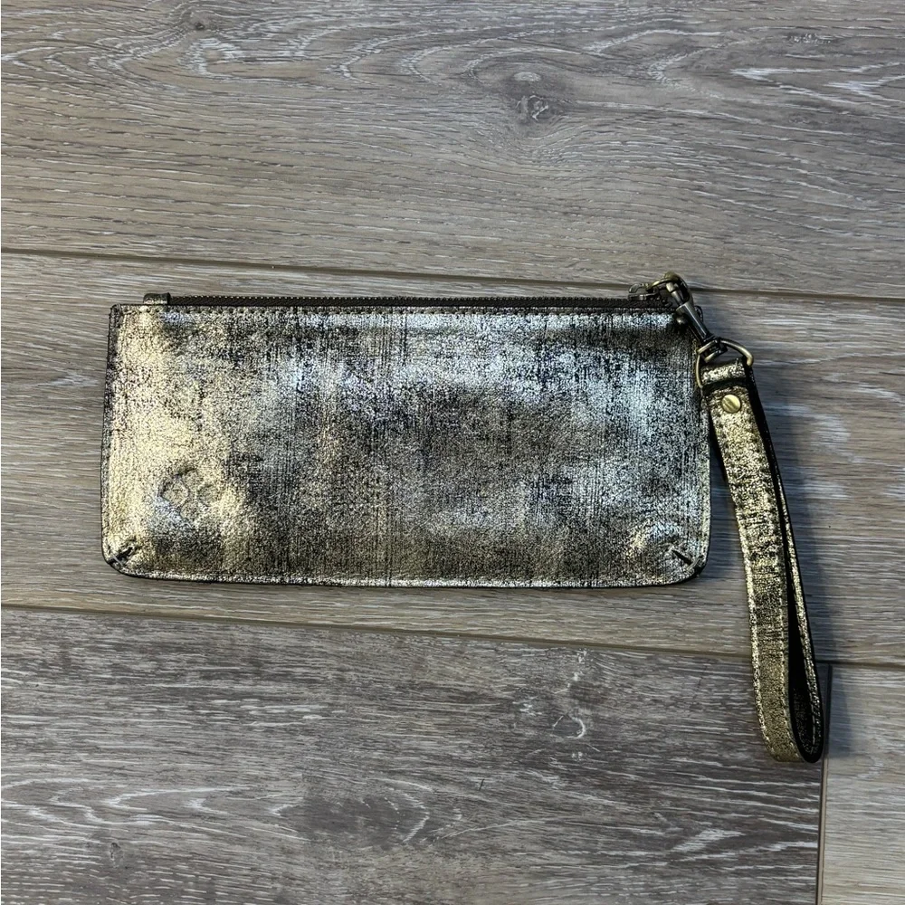 Patricia Nash Cassini Wristlet Tooled Leather Floral Metallic Gold Boho Western